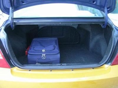 伊蘭特?fù)屨紡V州出租車(chē)市場(chǎng)制高點(diǎn) 戰(zhàn)略布局與市場(chǎng)反響深度解析